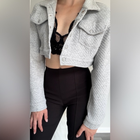 Long sleeve Crop Shirt Jacket - Picture 5 of 10